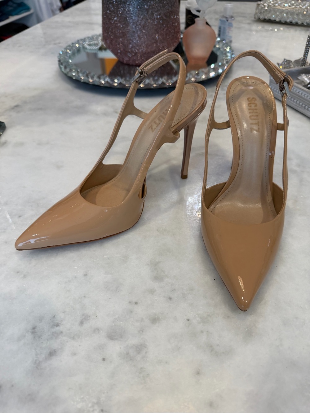 Schutz Women's Nude Patent Slingback Pointed-Toe Pumps size 7.